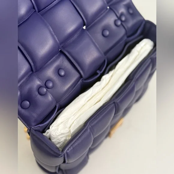 Bottega Veneta Lambskin Maxi Intrecciato Padded Chain Cassette Crossbody ~ NWOT - Picture 10 of 12